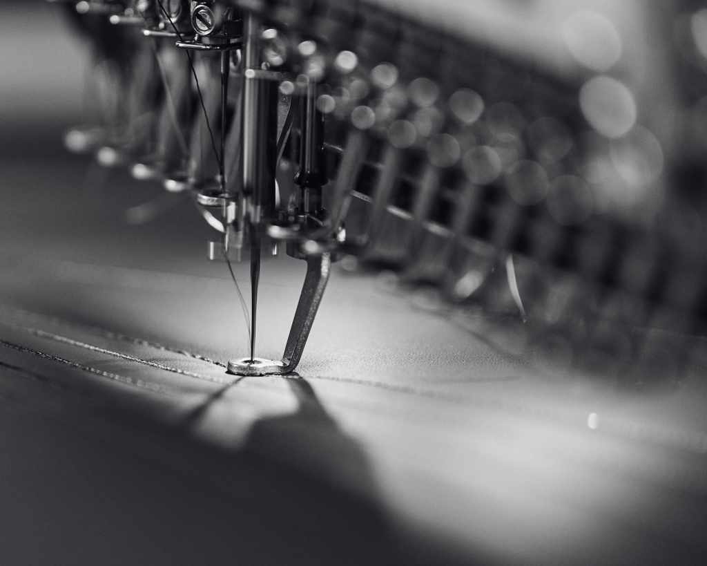 RRS_SV_26MY_Bespoke_Embroidery_01_230725.jpg