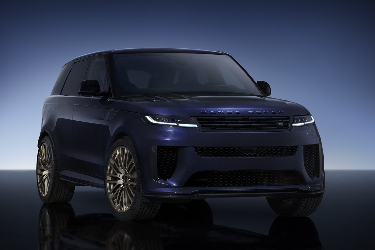 RRS_SV_26MY_Bespoke_Nocturne_01_230725.jpg
