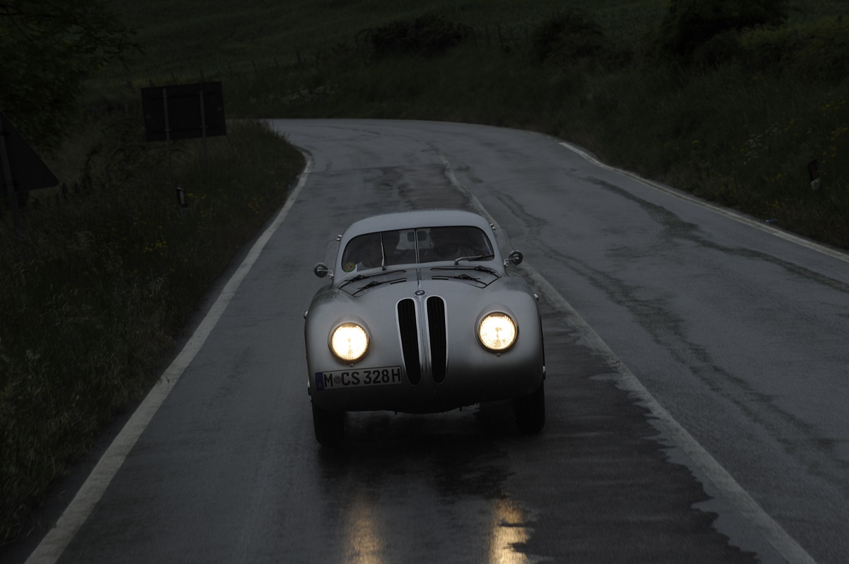 P90047529_highRes_mille-miglia-2009-bm.jpg