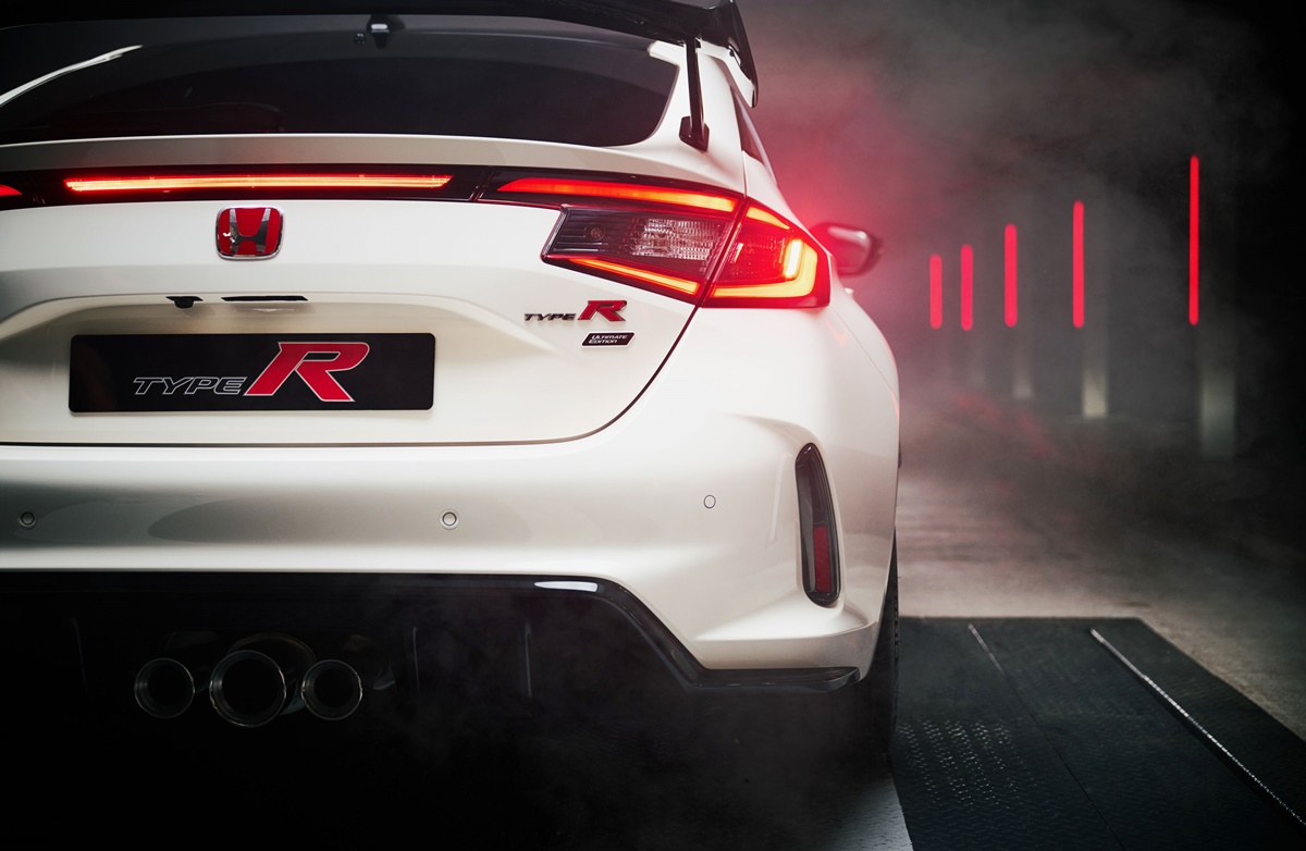 BD_Stamp_Honda_Civic_Ultimate_Edition_Details_1116 copy.jpg