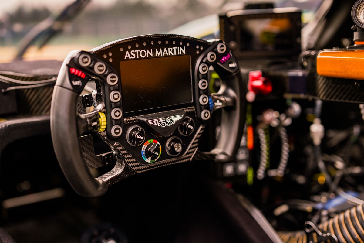 Aston Martin Valkyrie LM_11.jpg