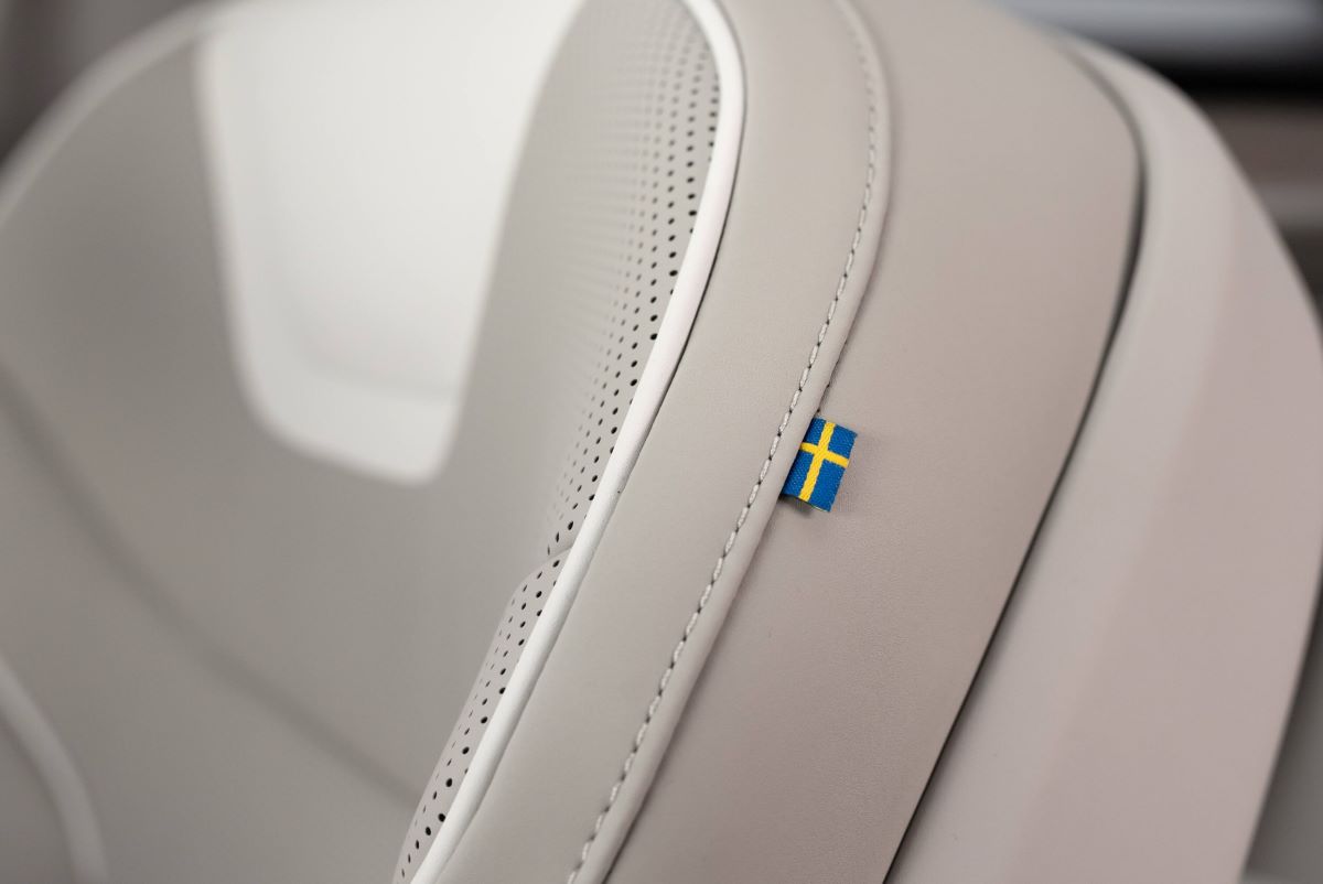 342414_Volvo_ES90_Interior.jpg
