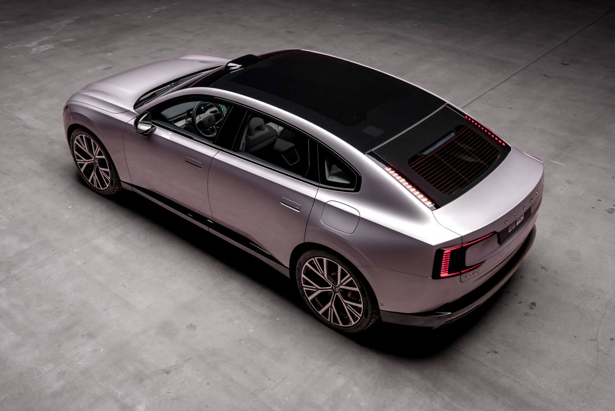 342423_Volvo_ES90_Exterior.jpg