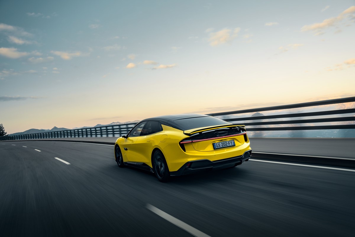 Lotus_launches_tailored_insurance_solutions_for_UK_customers.jpg