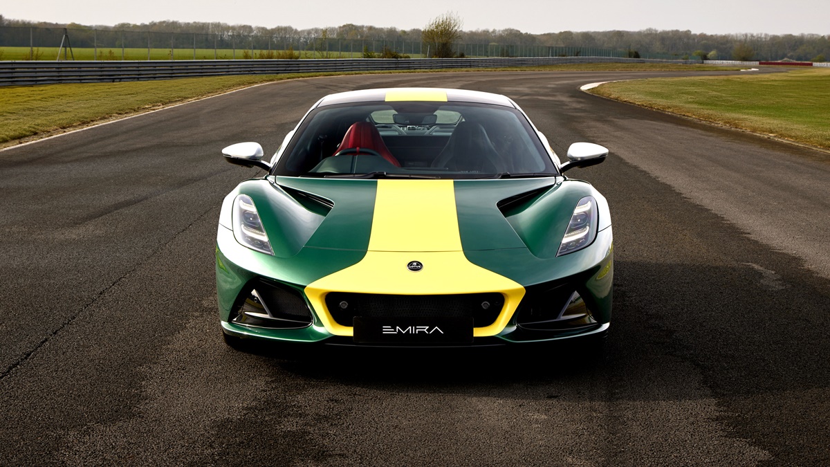 (06) Lotus-Emira-Clark-Edition-Static-Front.jpg