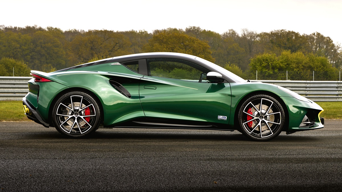 (09) Lotus-Emira-Clark-Edition-Static-Side.jpg