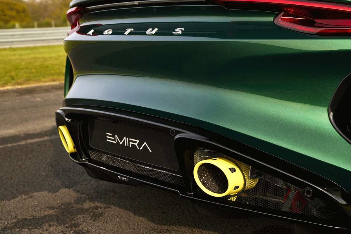 (14) Lotus-Emira-Clark-Edition-Exterior-Hethel-Yellow-pipes.jpg