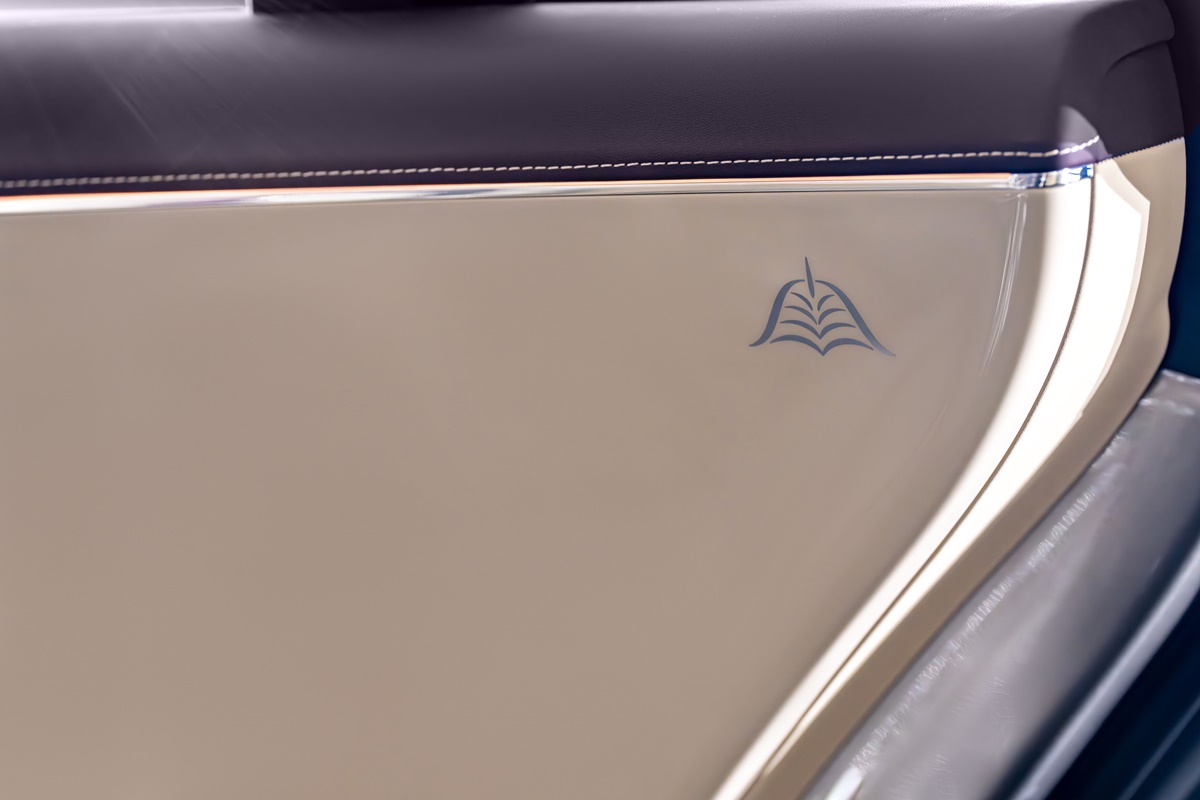 Galaxy Mulliner Collection - 8.jpg
