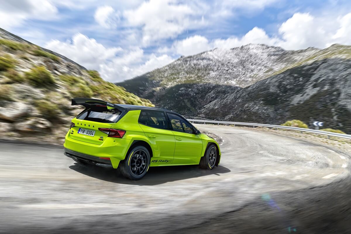 13_FabiaRS_Rally2_5051_F2.jpg