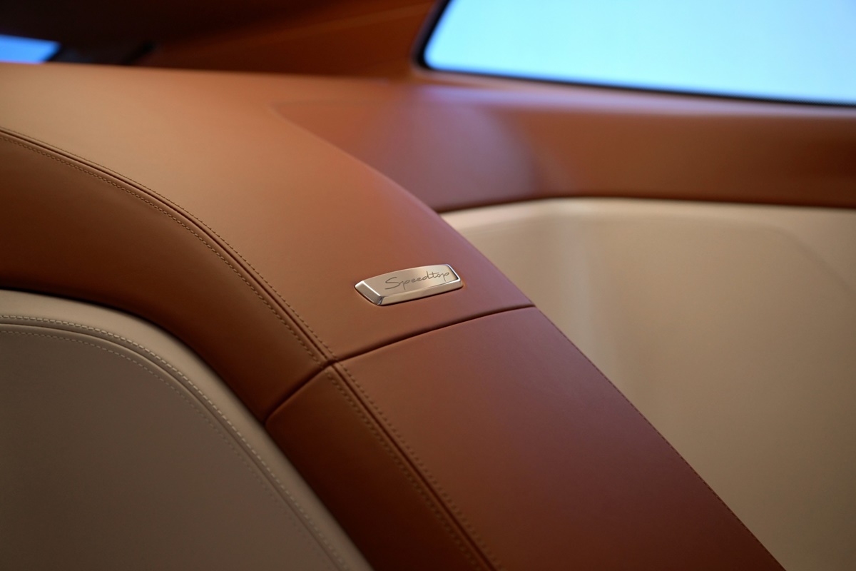 P90599254_lowRes_bmw-concept-speedtop.jpg