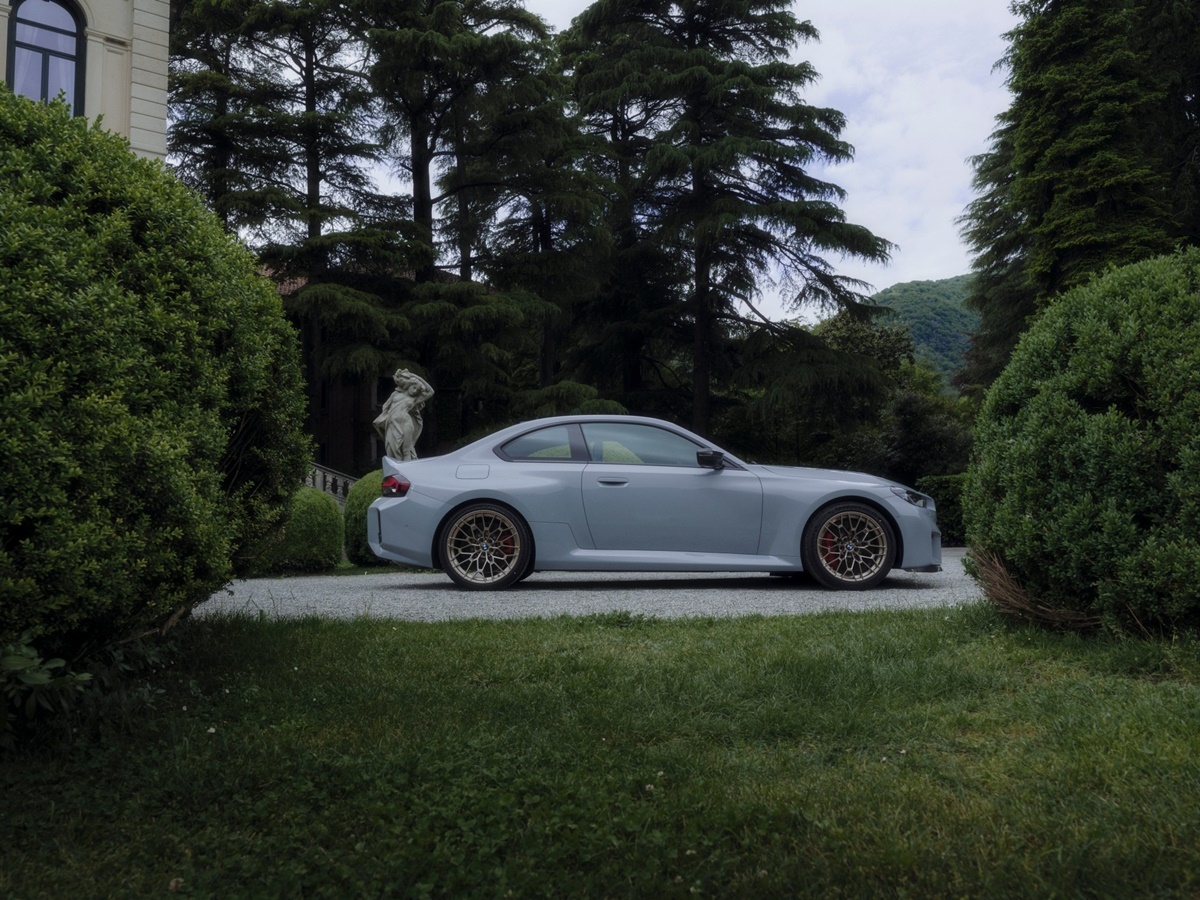 P90600963_lowRes_the-new-bmw-m2-cs.jpg