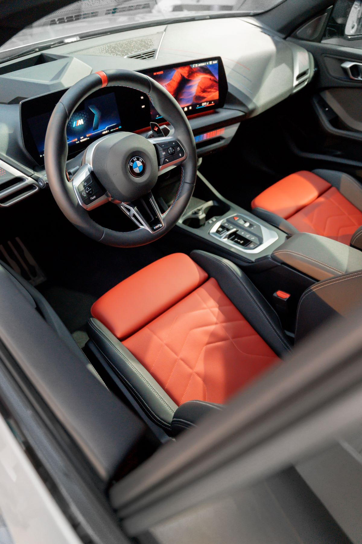 P90575203_highRes_ape-fest-bmw-2-serie.jpg