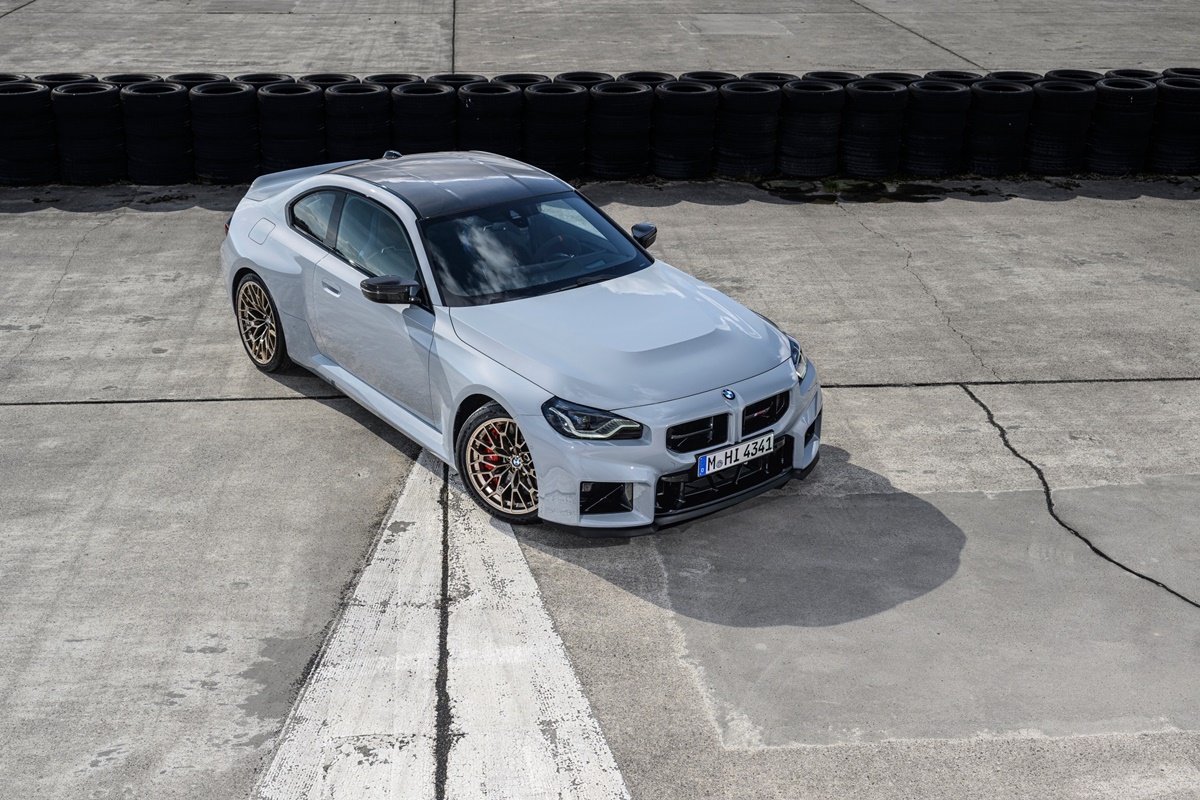 P90600872_lowRes_the-new-bmw-m2-cs.jpg