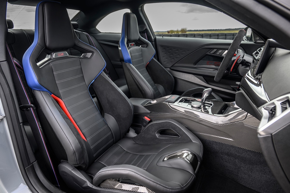 P90600895_lowRes_the-new-bmw-m2-cs.jpg