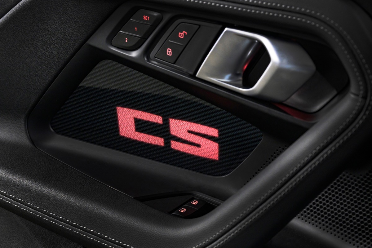 P90600898_lowRes_the-new-bmw-m2-cs.jpg