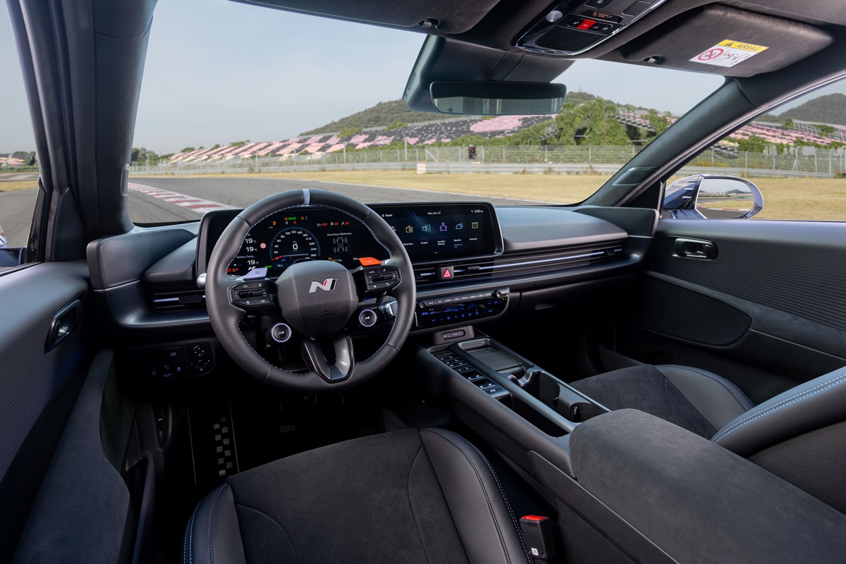 Hyundai IONIQ 6 N Performance Blue Pearl-Detail-003.jpg