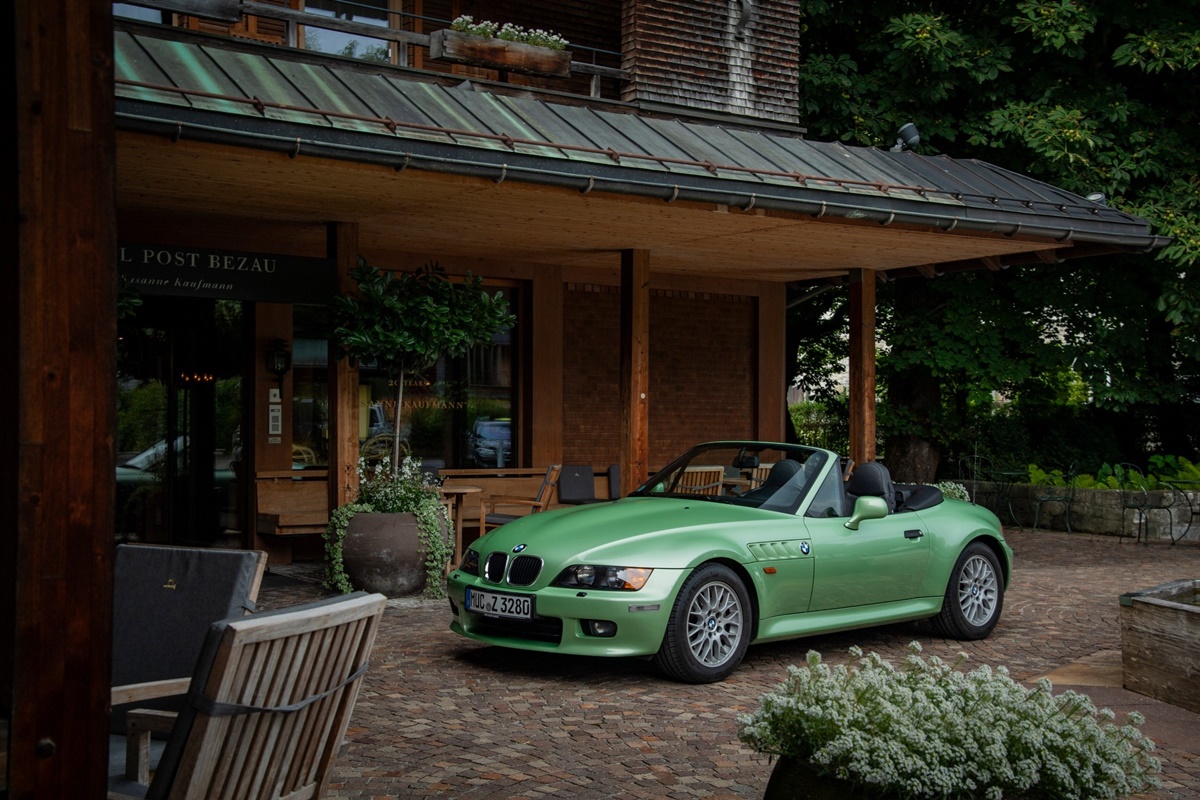 P90625084_lowRes_bmw-z3-roadster-2-8.jpg