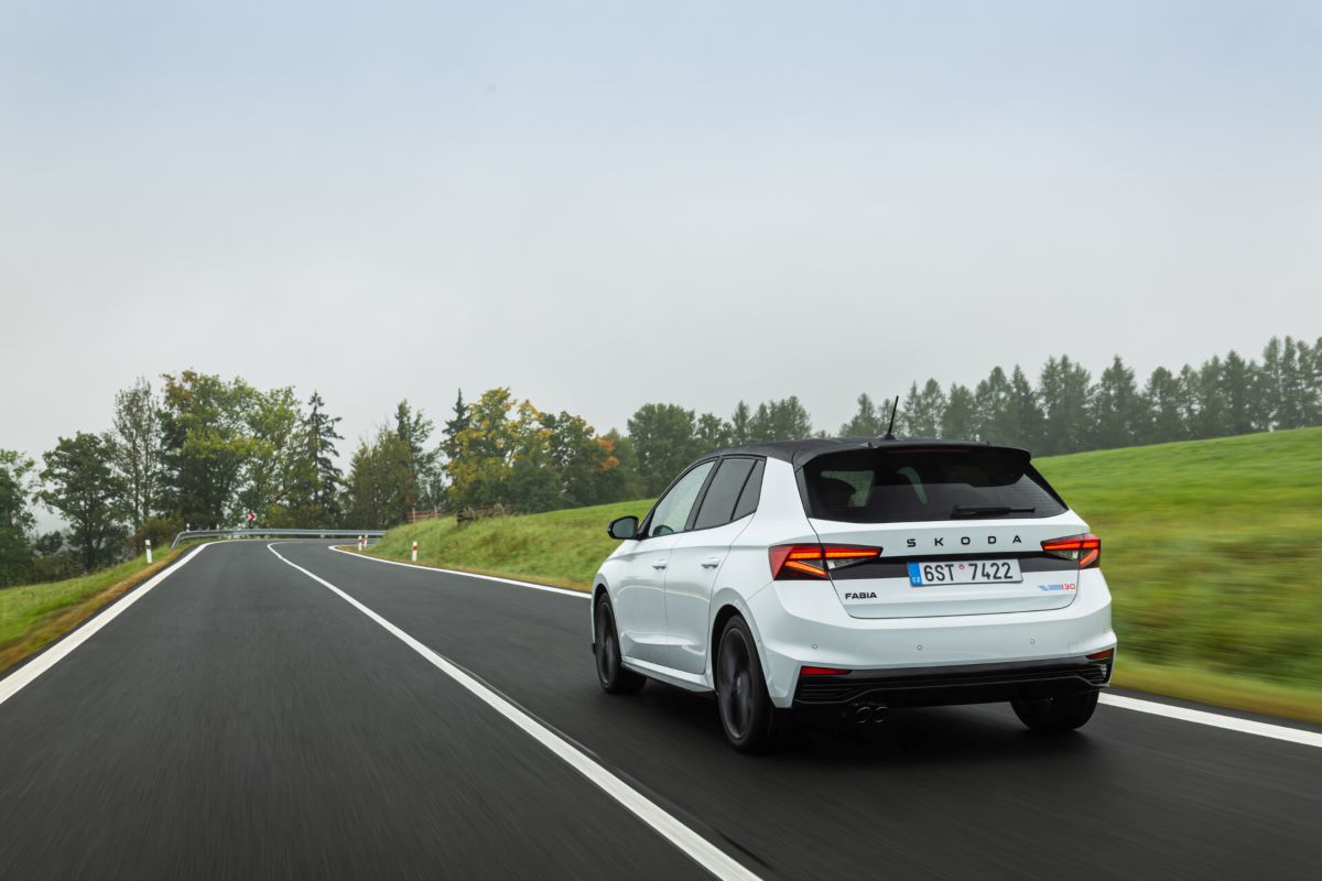 skoda-fabia-130rs-edition-51_e84af7af-1920x1280.jpg
