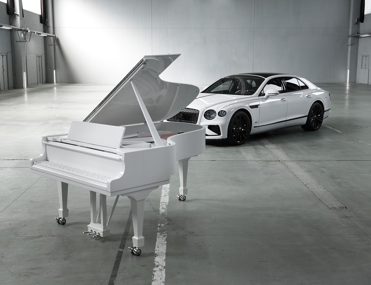 Bentley and Steinway Ultra_BW - 7.jpg