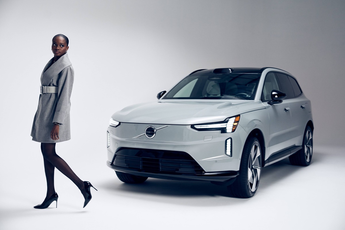 353557_Runway_Meets_the_Road_Volvo_Cars_and_Sergio_Hudson_Collaborate_on.jpg