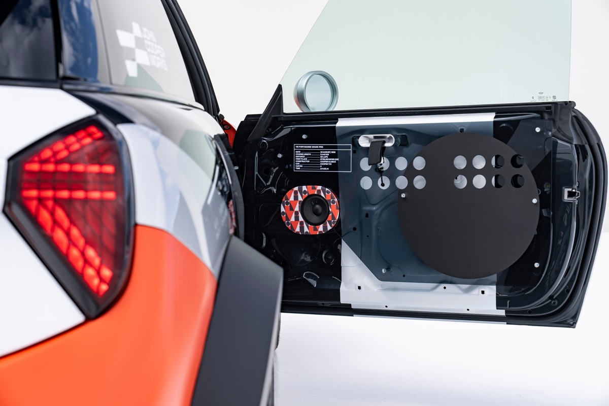 P90613921_lowRes_mini-john-cooper-wor.jpg