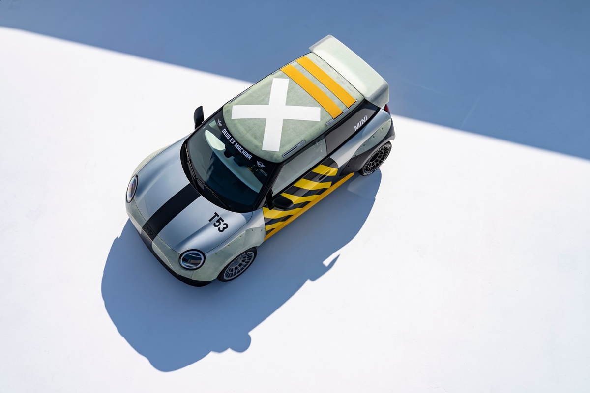 P90613834_lowRes_mini-john-cooper-wor.jpg