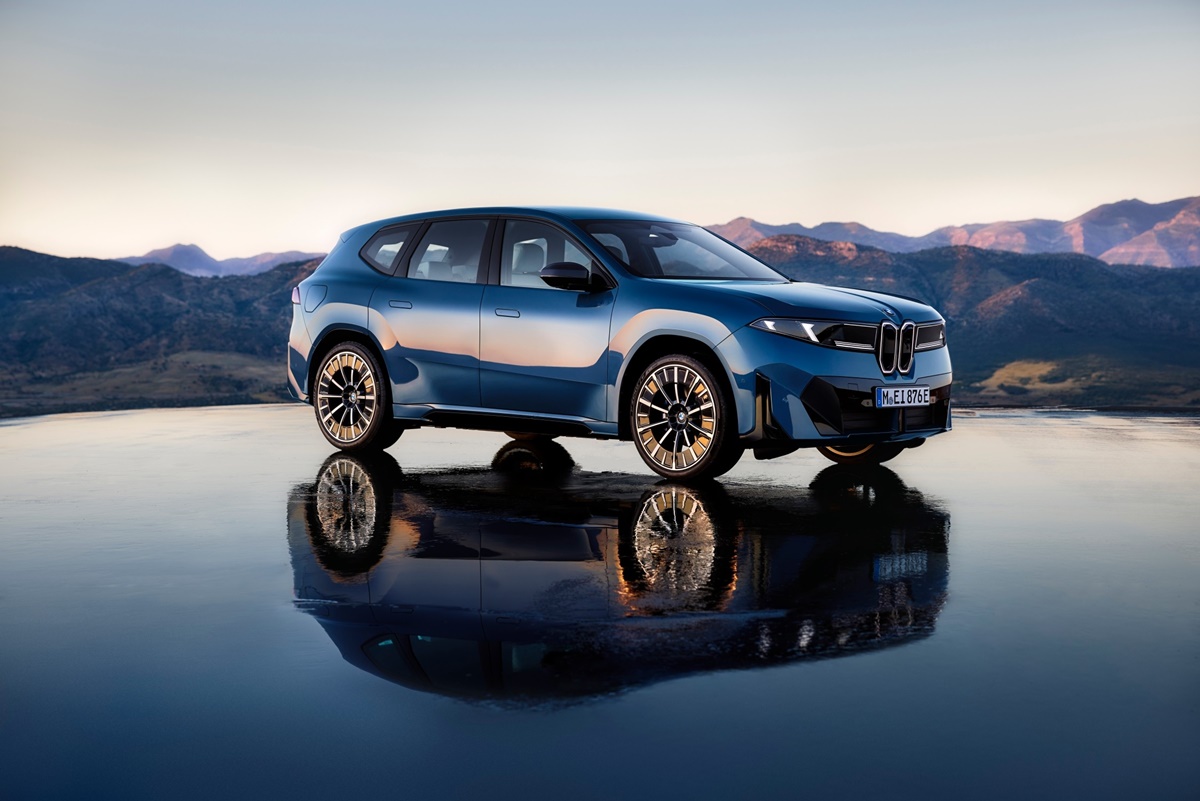 P90615638_lowRes_the-new-bmw-ix3-50-x.jpg