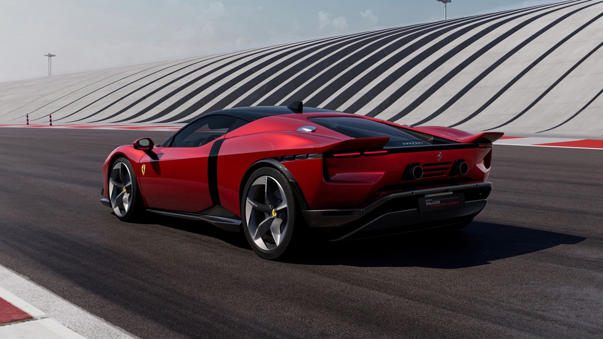 849_Testarossa_16x9_02.jpg