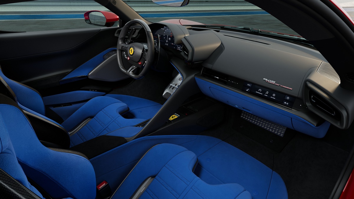 849_Testarossa_Interior_16x9_02.jpg