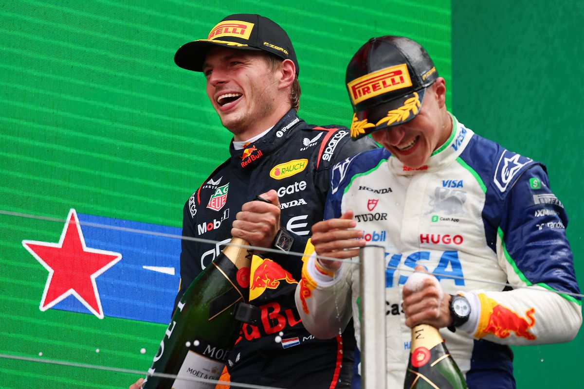 03-Max Verstappen 與Isaac Hadjar同時登上荷蘭大獎賽頒獎台。.jpg