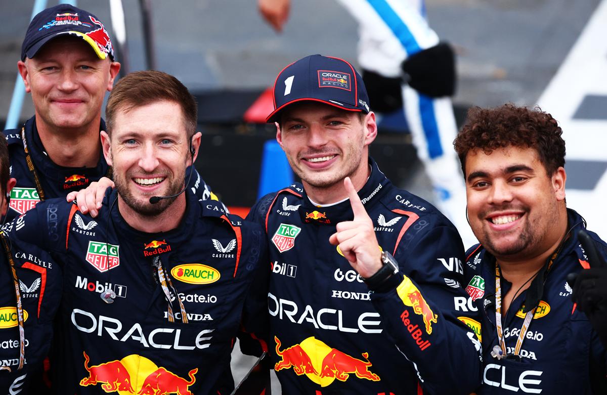 圖4_Max Verstappen 賽後興奮的分享，表示團隊的策略執行得很完美。（Red Bull提供）.jpg