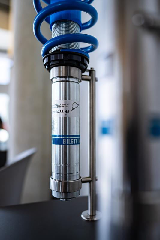 BILSTEIN25_081916083700102LW_LW.jpg