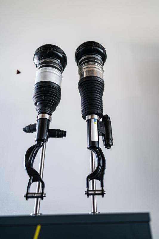 BILSTEIN25_081916124800122LW_LW.jpg