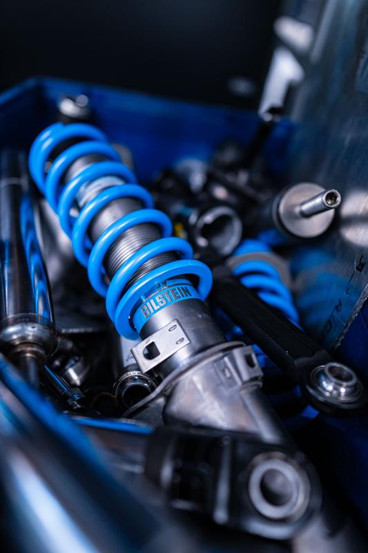 BILSTEIN25_081916571800276LW_LW.jpg