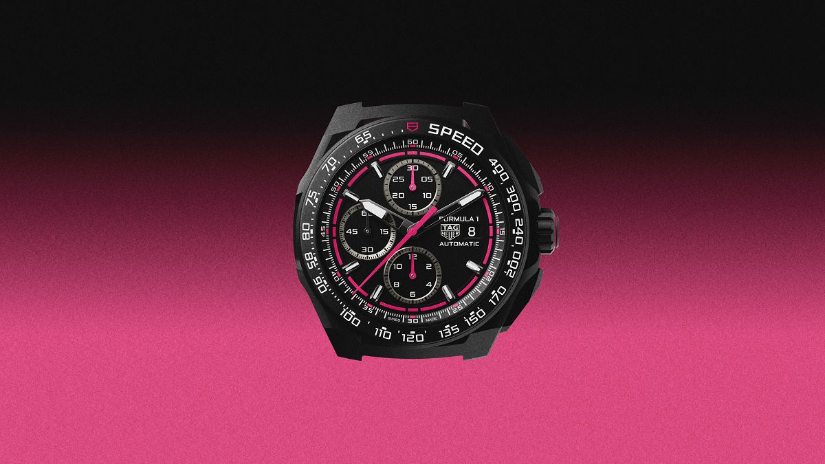 16x9_TAG Heuer Formula 1 計時腕錶螢光粉限量版_參考編號CBZ2087.FT8107_建議售價NT$165,200_腕錶情境圖2.jpg