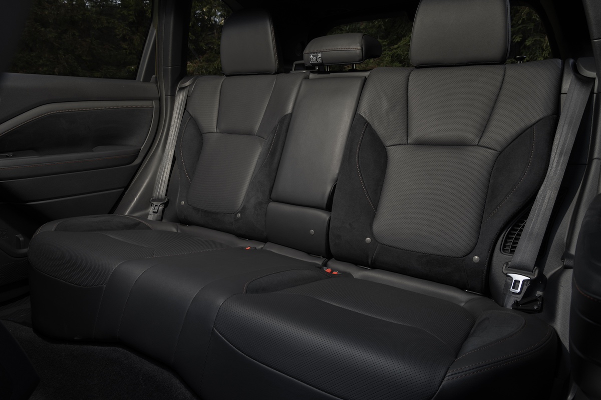 2025_Subaru_ForesterHybrid_17.jpg