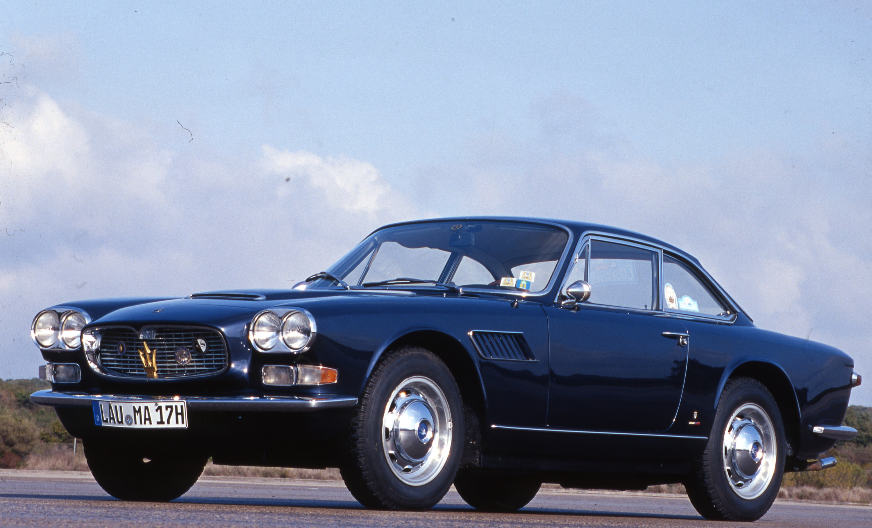 08_110th 義式奢華傳奇 Maserati 典藏古董車展_1963 Sebring 3500GT — Maserati 首款量產 GT 車型 開啟品牌傳奇之路.jpg