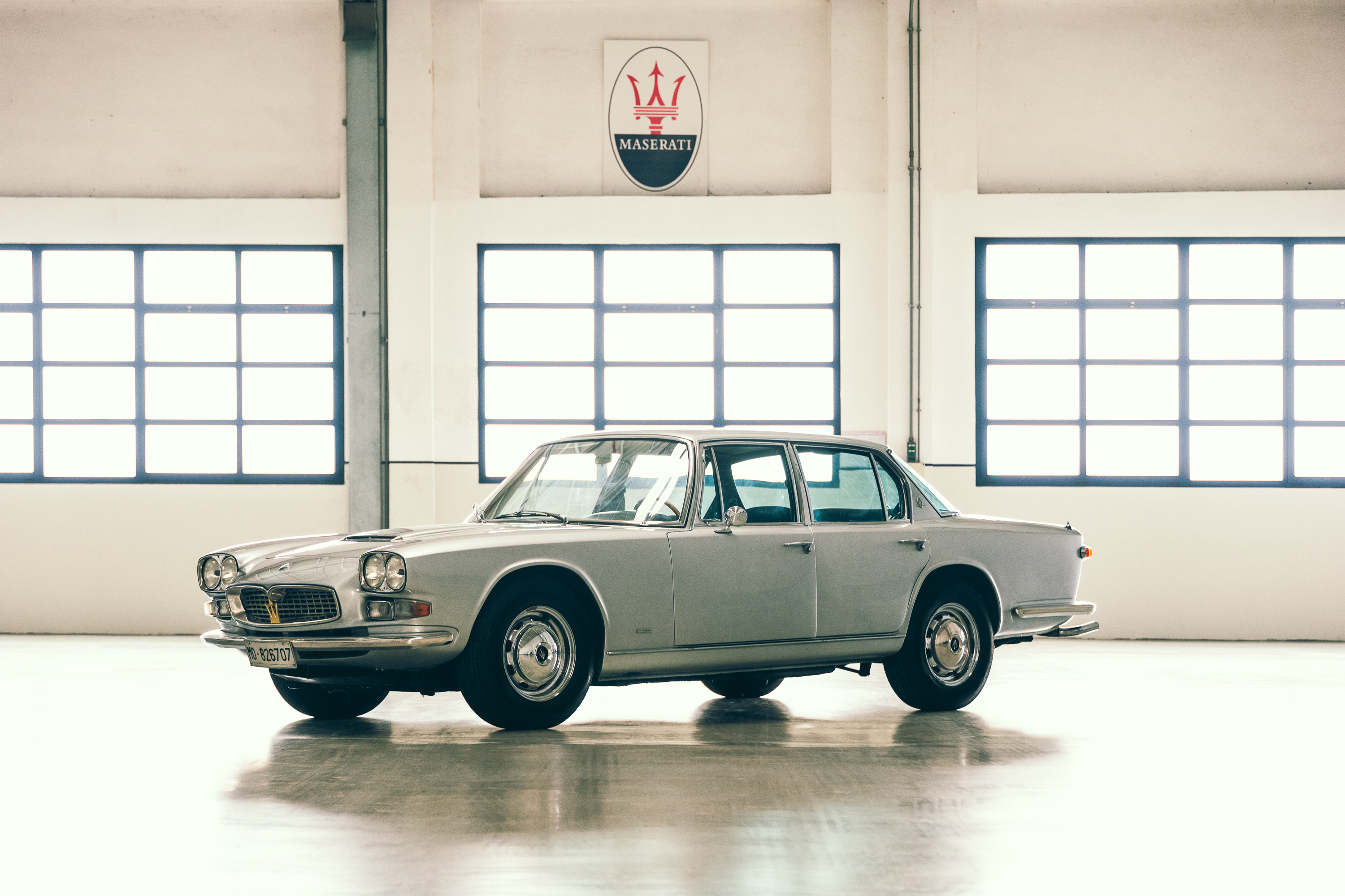 09_110th 義式奢華傳奇 Maserati 典藏古董車展_1966 Quattroporte I —— Maserati 首代豪華四門轎跑，定義高性能旗艦座駕.jpg
