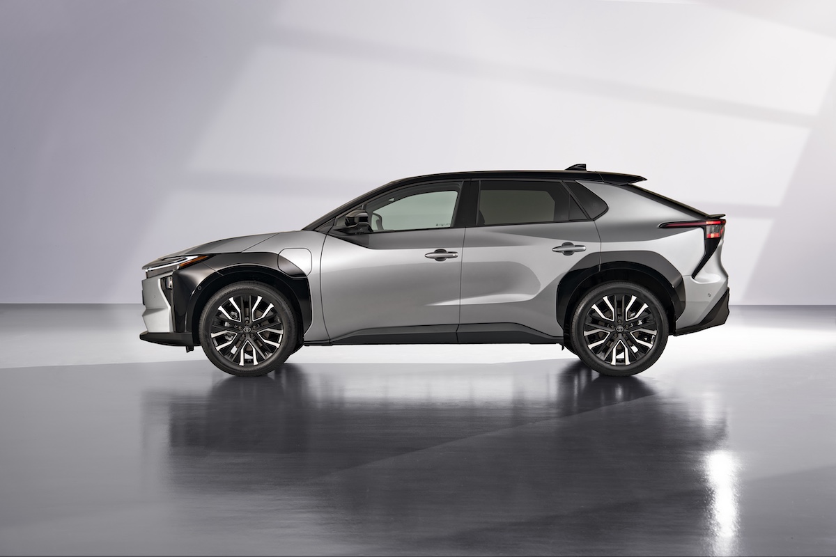 2025-bz4xawd-main-5.jpg
