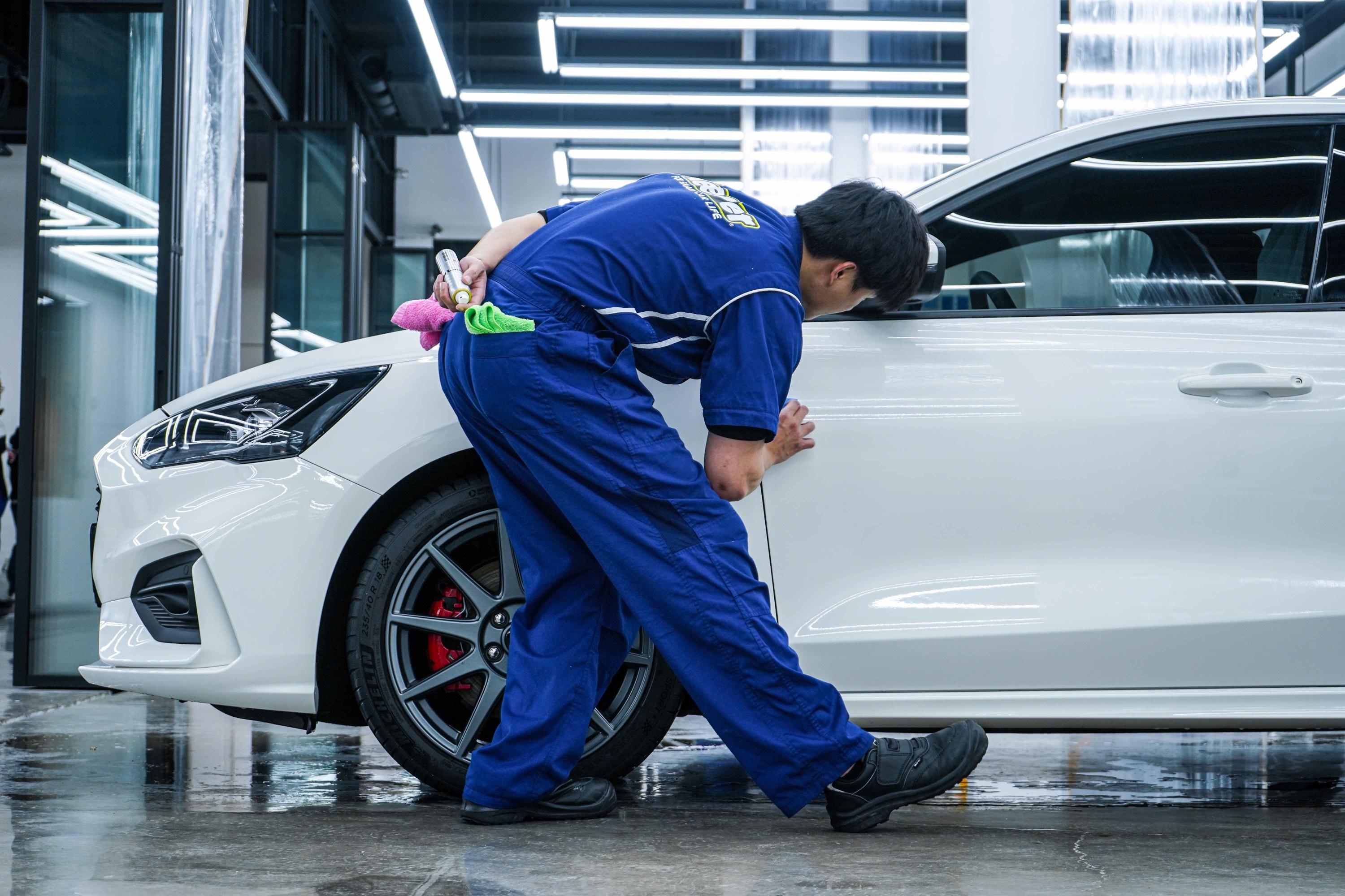 【圖二】KeePer 所使用的物料及產品環保不傷人體及車漆，並首推業界第一 ESG環保護車概念 「下雨即是洗車」，讓車輛易於清潔，節省人力、能源及水資源.jpg