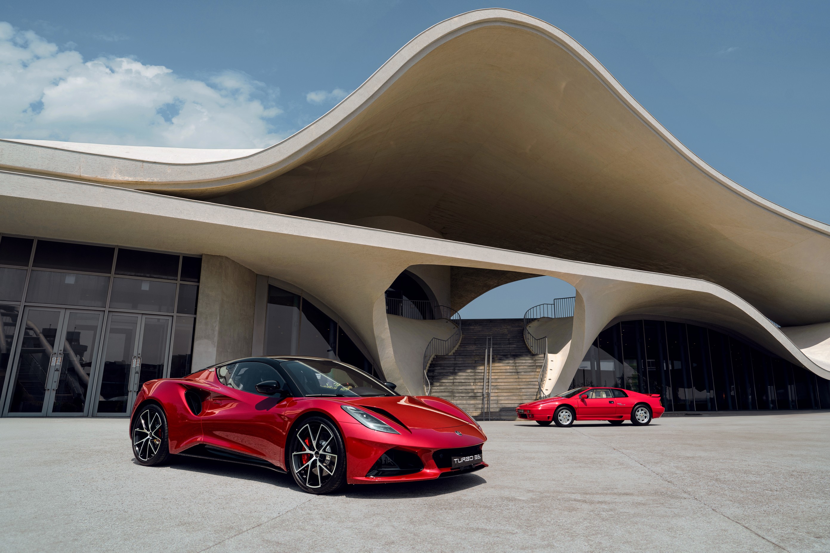 Lotus Emira Turbo SE 抵臺亮相 (1) L.jpg