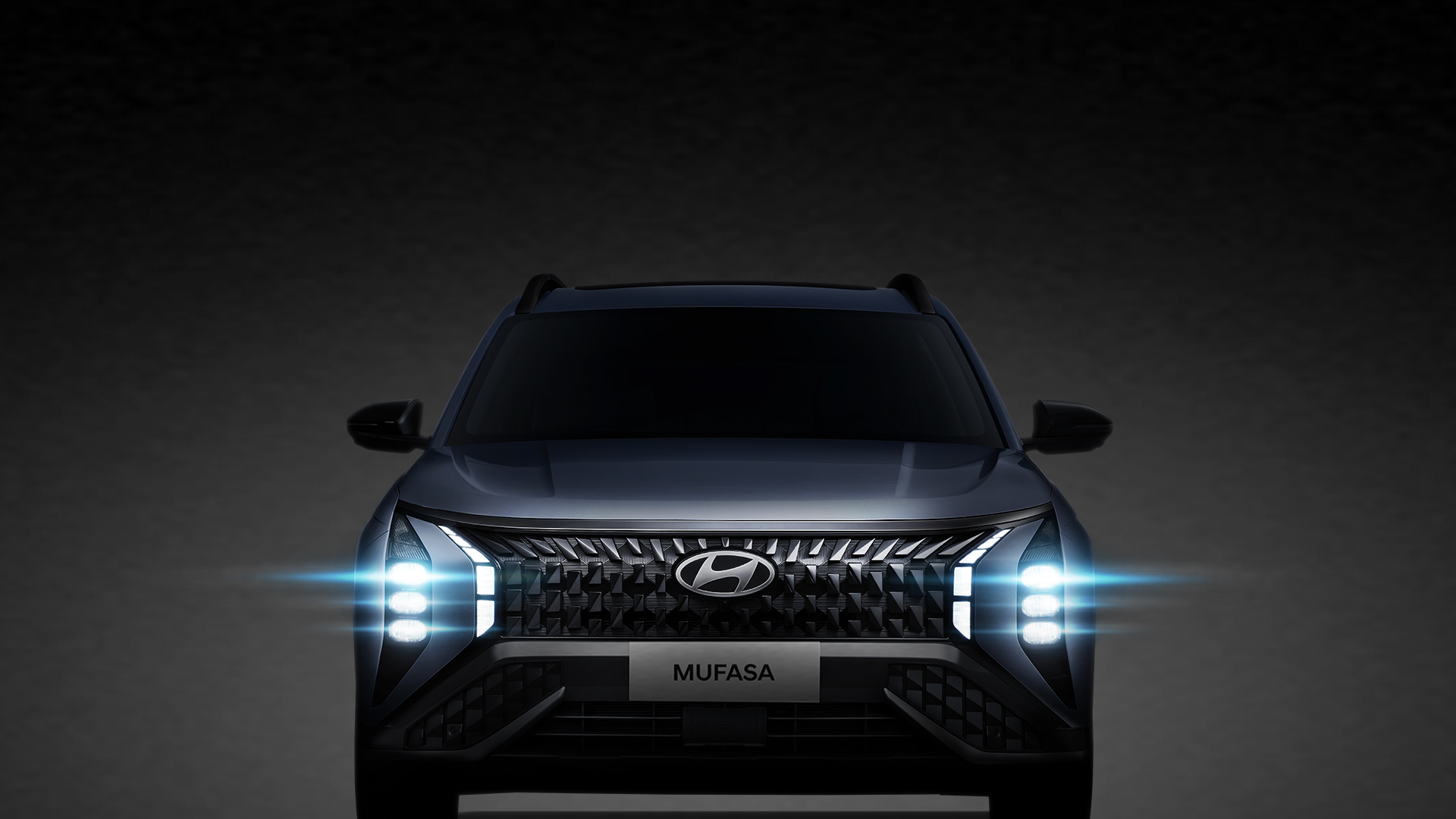 3.車頭的直列式LED頭燈與車側的迴力鏢型折線相互呼應.jpg