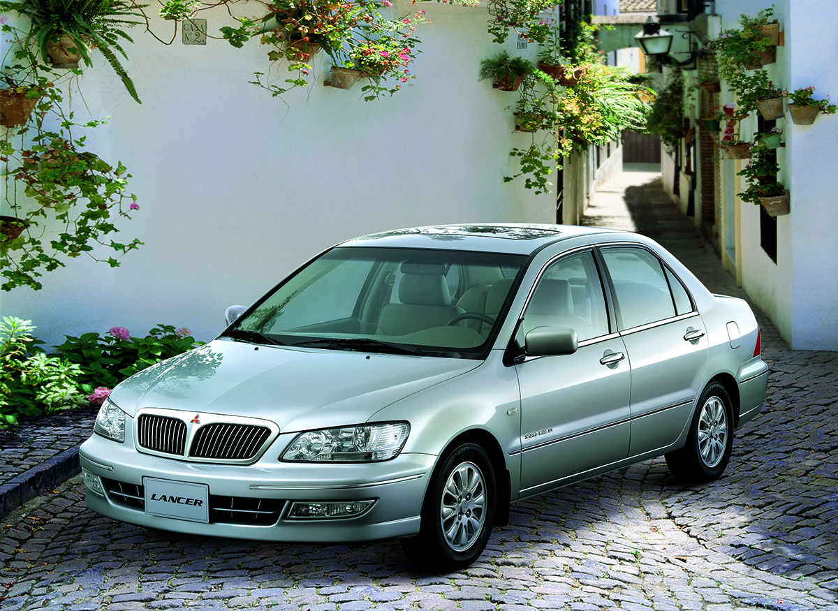 LANCER2000.jpg