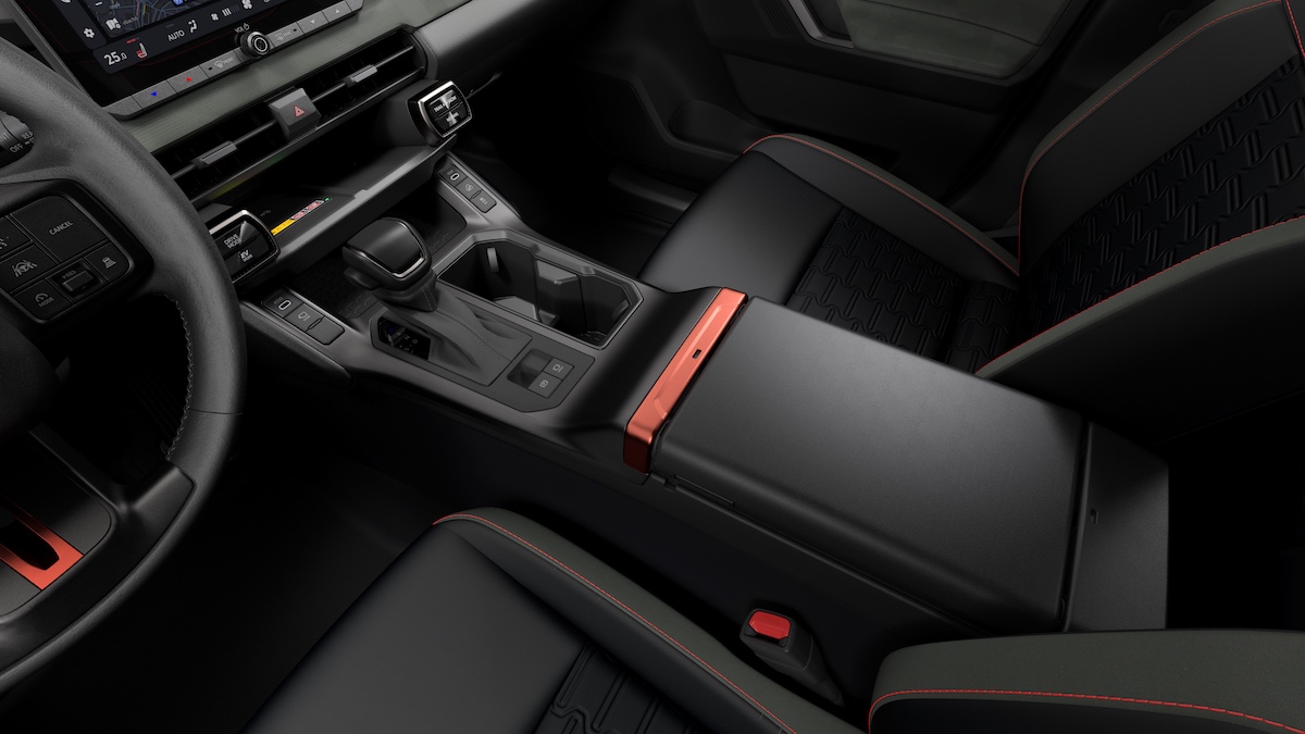 046_RAV4_Adventure_prototype_center_console_side.jpg