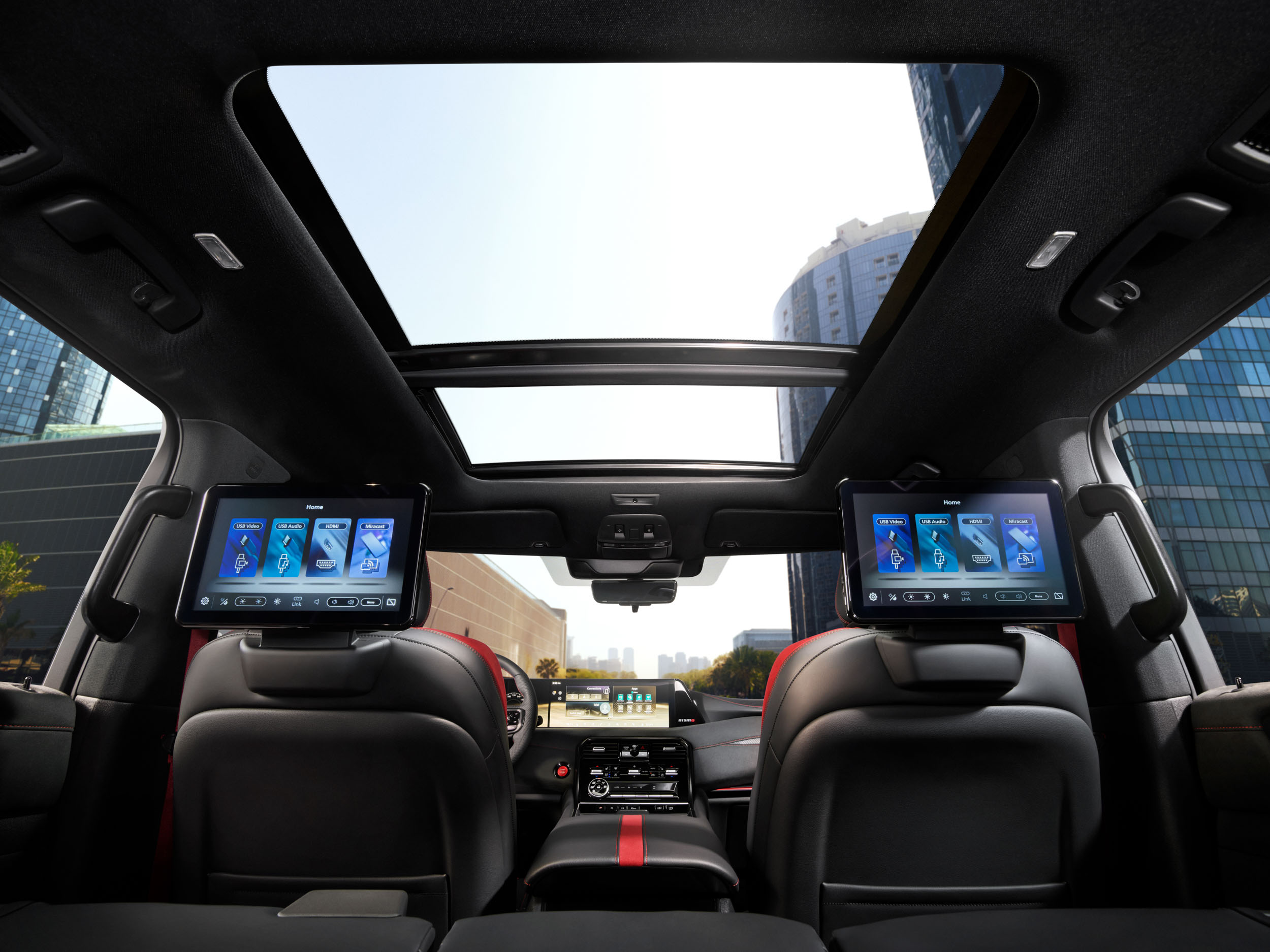 The all-new Patrol NISMO Panoramic roof.jpg