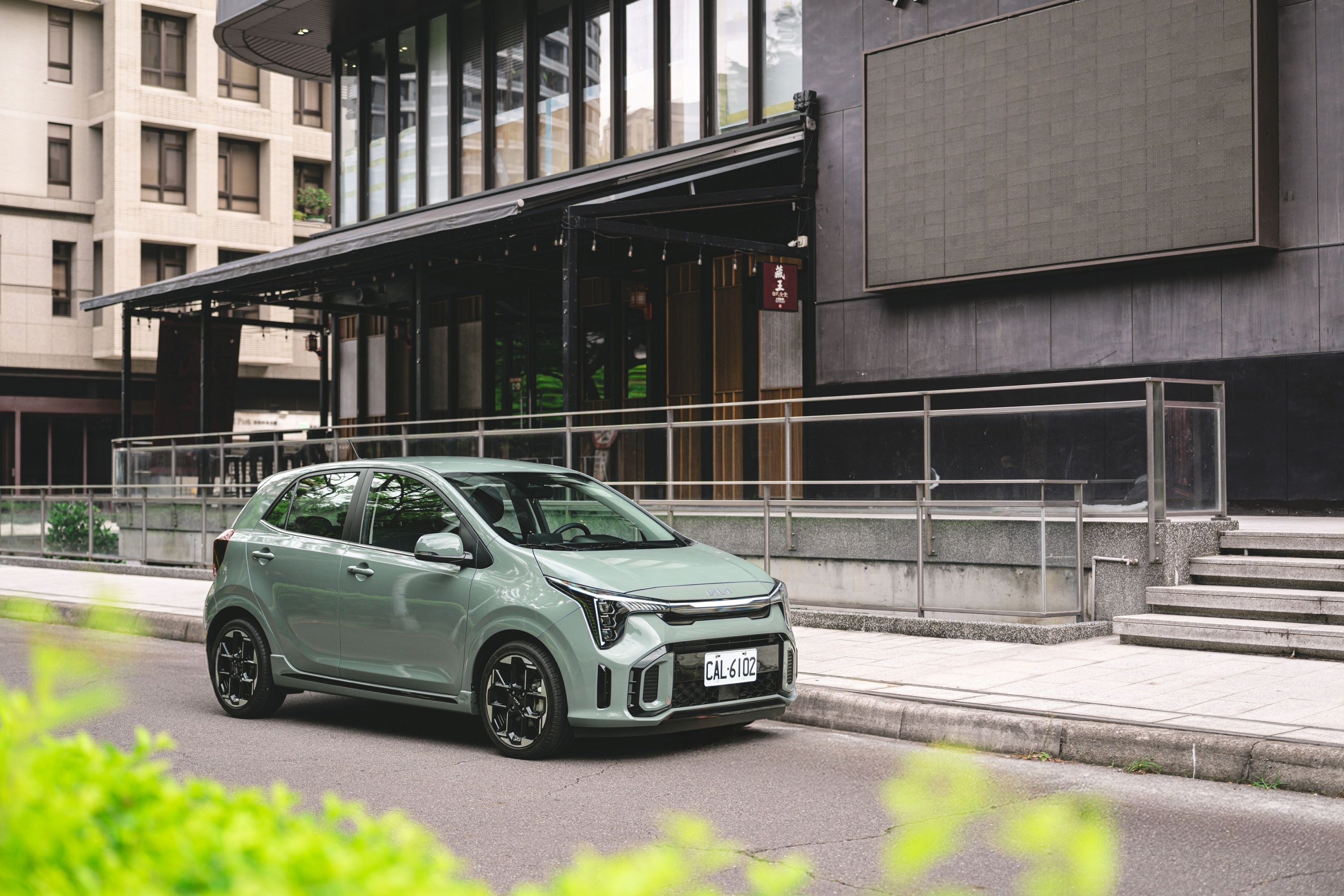 1.Kia獲得英國2025 Auto Express新車大獎（Auto Express New Car Awards 2025）肯定， Kia輕奢精品掀背The new Picanto，勇奪「2025年度最佳都會車（City Car of the Year 2025）」殊榮。.jpg