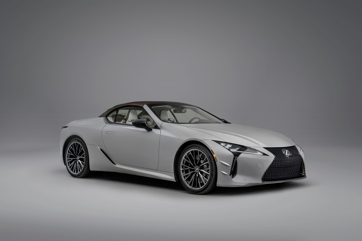 2026_LC500_Convertible_HERO-1500x1000.jpg