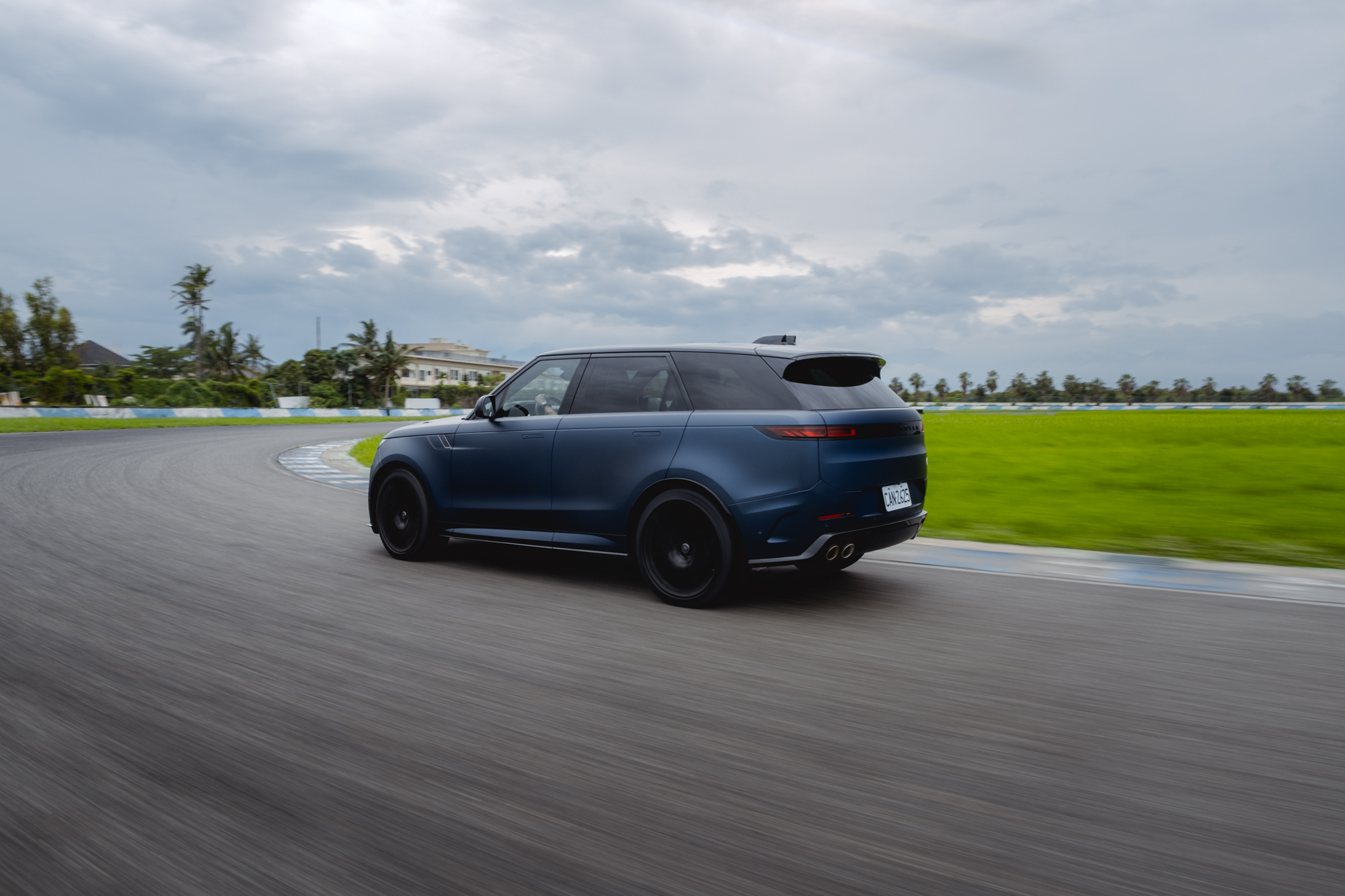 2000px_FXT49089_2025.jpg