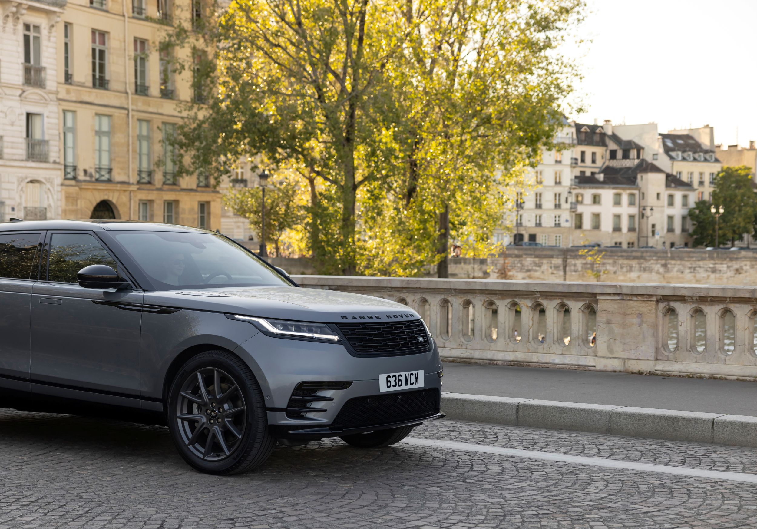 Range Rover Velar.jpg