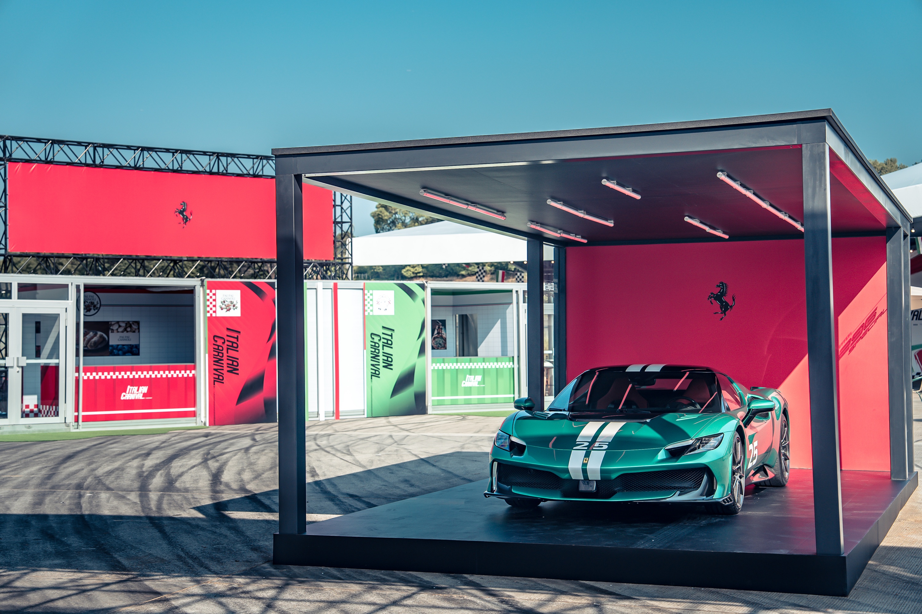 【新聞圖片 14 】Ferrari 現場同步展示甫於 9 月 2 日正式發表的躍馬品牌全新特別版車型 Ferrari 296 Speciale.jpg
